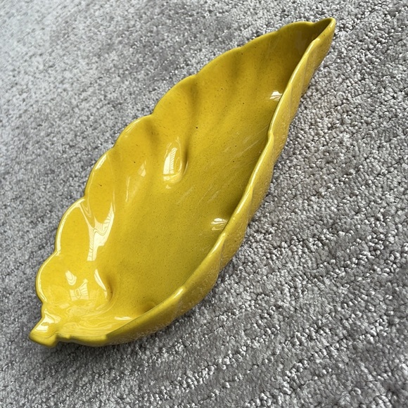 Frankoma vintage leaf plate - Picture 2 of 7